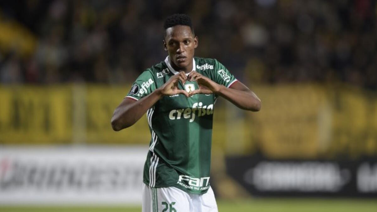 المدافع الكولومبي ييري مينا: من بالميراس إلى برشلونة.