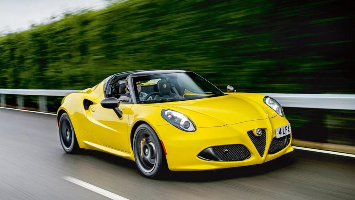 9- آلفا روميو 4 سي (Alfa Romeo 4C)