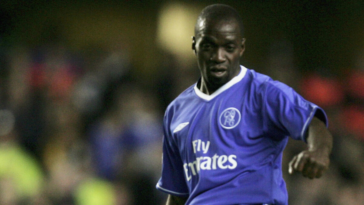 لاعب الارتكاز الفرنسي كلود ماكاليلي: جاء من ريال مدريد عام 2003 مقابل 16.8 مليون جنيه في صفقة أثارت استياء مشجعي ريال، كان له دور رئيسي في تحديث مركز لاعب الوسط المدافع، قاد البلوز للفوز بخمسة ألقاب خلال الفترة التي قضاها في صفوفه.