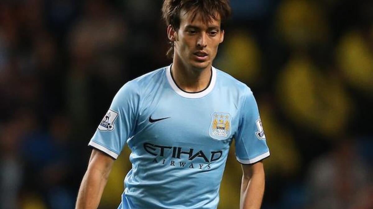 لاعب الوسط المهاجم الإسباني دافيد سيلفا (مانشستر سيتي): 43.4 مليون يورو.