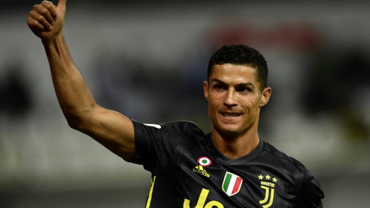 المركز الثاني: المهاجم البرتغالي كريستيانو رونالدو (ريال مدريد سابقاً ويوفنتوس حالياً) بنسبة 19.08%