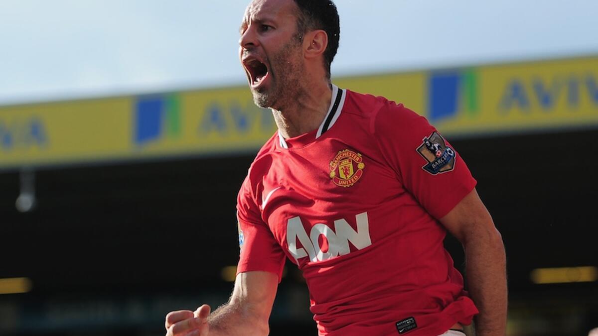 المركز الثالث: الجناح الويلزي ريان غيغز (مانشستر يونايتد) بـ 35 لقباً.