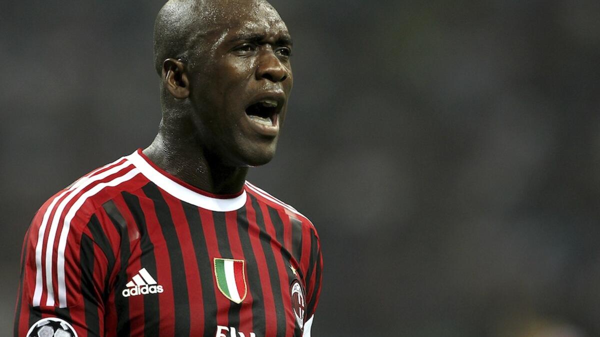 كلارينس سيدورف – ميلان وأياكس وريال مدريد وإنتر: خاض 131 مباراة سجل خلالها 12 هدفاً، وحصل على اللقب 4 مرات.