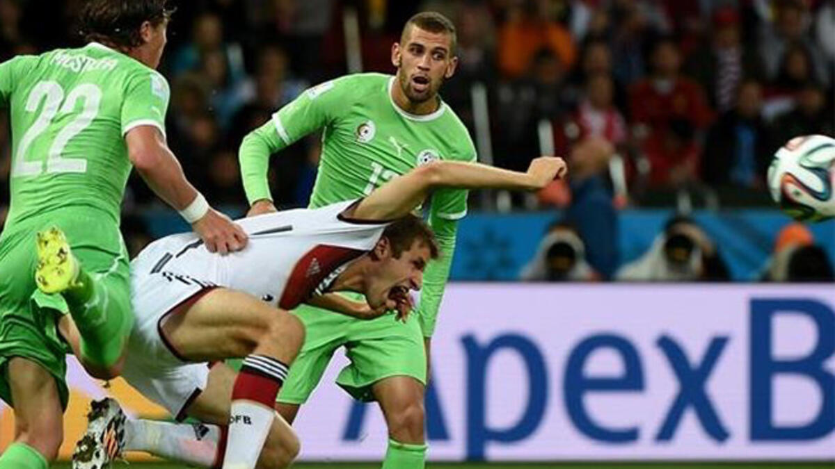 Running around the pitch for 90 minutes can be a sweaty and exhausting affair, but imagine doing that when you haven’t been drinking or eating all day! Last year Ramadan coincided with the FIFA World Cup, and some players for Algeria stuck to their fasts even while putting up a surprising fight against soon-to-be weltmeisters, Germany.