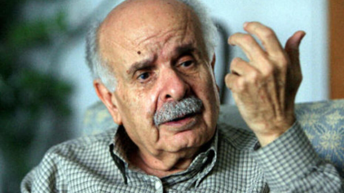 أنيس الصايغ: شغل منصب مدير مركز الأبحاث والدراسات الفلسطينية في بيروت، وتعرض لمحاولة اغتيال فاشلة في بيروت، في يوليو عام 1972، لكنه نجا بأعجوبة رغم إصابته الخطرة.