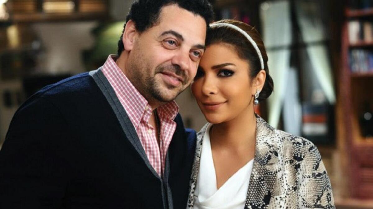 قالت المطربة السورية أصالة نصري عن المخرج طارق العريان: "أعيش مع رجل حياتي، صحيح أننا نتفق على الانفصال أحيانًا، لكني أعود وأغيّر رأيي، عندما يغادر البيت أرجوه أن يعود إليه فورًا".