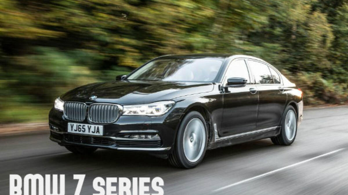 وصول 7 سيارات BMW Seven Series، وسيارة لاند كروزر واحدة إلى قاعدة نور خان الجوية على متن طائرتين من طراز C 130، في حين خصصت باكستان 300 سيارة لاندكروزر للوفد السعودي.