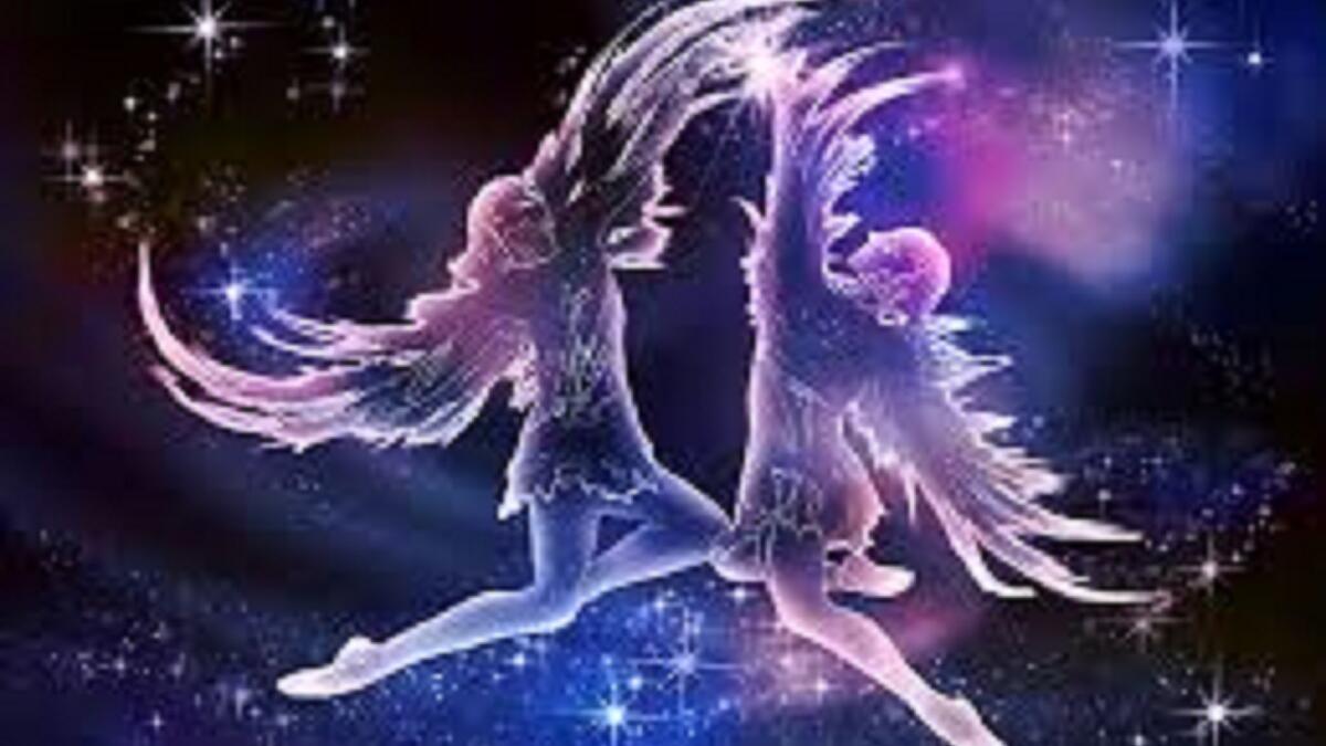 برج الجوزاء "توتر متواصل "
هذه السنة تبدو مهمة جدا بالنسبة لك فالكواكب المهمة جميعها تؤثر عليك وهناك تاثير سلبي على امورك العاطفية وعلى علاقتك بالاخرين هذه السنة قد لا تبدو سهلة بالنسبة لك لذا عليك الانتباه على قراراتك وكلامك وخصوصا بالنسبة للعاطفة.