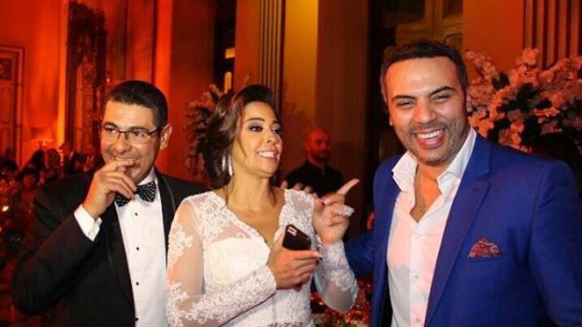 احتفلت داليا البحيري بحفل زفافها على أحد رجال الأعلام بعيدا عن أعين الإعلام وفاجأت البحيرى جمهورها ومحبيها وعدد أيضا كبير من زملائها بالوسط الفنى بحفل الزفاف الذى اقتصر على المقربين منها فقط ومنهم: هانى رمزى ونيللى كريم ومحمد الشقنقيرى وحنان مطاوع وزوجها.