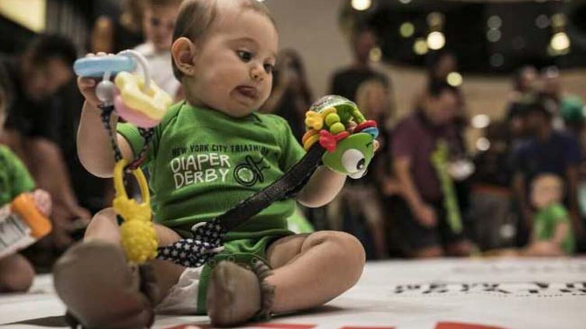أقيم السباق السنوي للرضع في مدينة نيويورك الأمريكية بمشاركة 30 رضيعًا