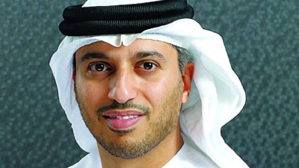 تم تعيين معالي أحمد بالهول وزير دولة لشئون التعليم العالي، وذكر حاكم دبي عبر حسابه في تويتر أن أحمد رئيس مصدر وعمل أستاذ في جامعة خليفة، ونتوقع منه الكثير. واللافت انه صنف عبر صحيفة ارابيان بزنس في قائمة أقوى 100 شخصية عربية تحت سن الأربعين.