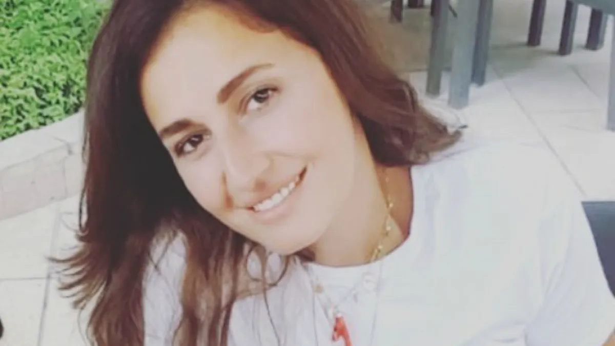 The most prominent of these cases is actress Hala Shiha who wore the hijab in 2006 and preferred to stay