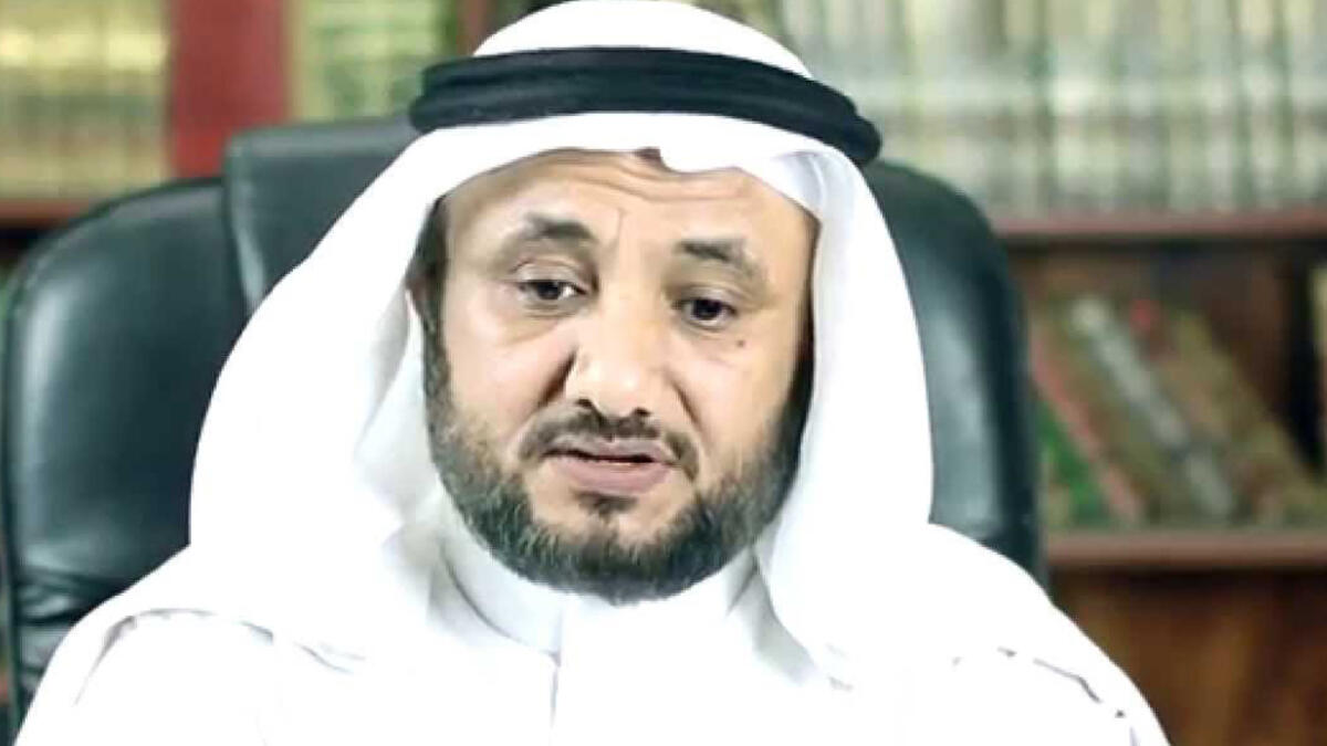 حسن فرحان المالكي: مفكر وباحث تاريخي اشتهر بنقاشاته الدينية والفكرية، اعتقل في 17 أكتوبر 2014 دون توجيه تهمة رسمية له ودون التحقيق معه على خلفية آرائه التي ينتقد فيها التطرف الديني في المملكة، ومنع من السفر خارج البلاد.