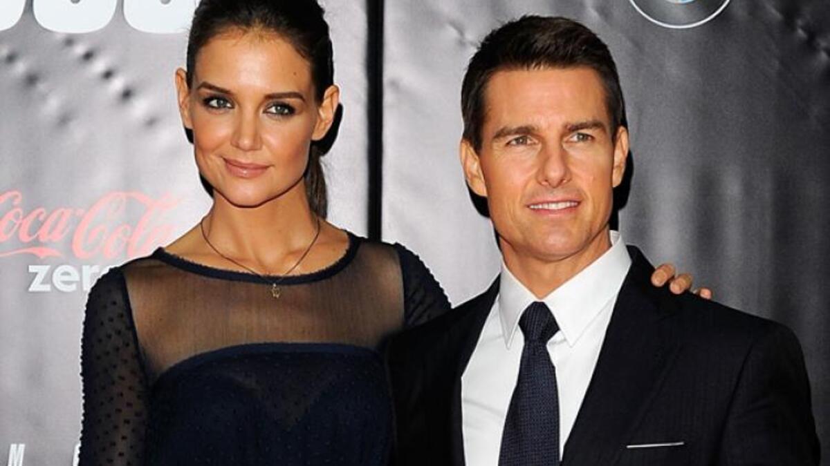 تومكات TomKat - وهو اللقب الذي حصل عليه النجمان العالميان توم كروز وكايتي هولمز، علماً بأنهما تزوّجا في عام 2006 وانفصلا في عام 2012 ولديهما الطفلة سوري.