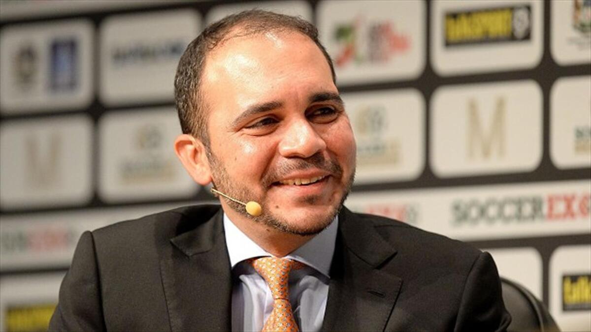 الاميرعلي بن الحسين بن طلال بن عبدالله بن حسين ،رئيس اتحاد غرب آسيا لكرة القدم ورئيس اتحاد الأردن لكرة القدم. هو ابن الملك الحسين بن طلال من الملكة علياء ذات الأصول الفلسطينية. خاض الأمير علي تجربة انتخابات رئاسة الاتحاد الدولي لكرة القدم.