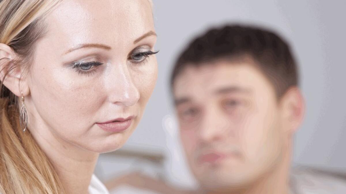 وفي فتوى أخرى للزمزمي المعروف بميله للفتاوى الجنسية، قال إنه لا حرج على المرأة التي يجبرها زوجها على الجماع وقت الصيام، مستندا على حديث نبوي يقول إن القلم رفع عن ثلاث ضمنهم النائم والمكره.