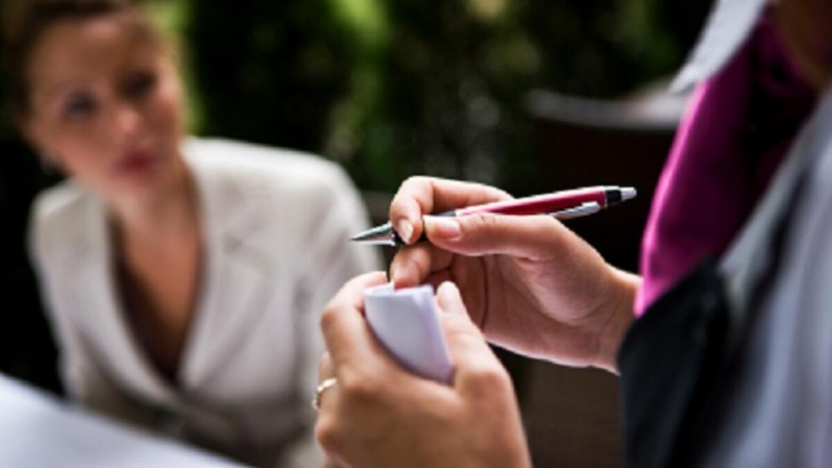 70% من العرب لا يستطيعون ذكر اسماء الوجبات في المطاعم، فيشيرون إلها من قائمة الطعام ويظهرون أنفسهم كالمستعجلين.