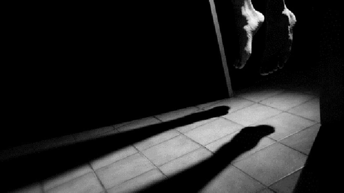 المعدلات العربية في نسب الانتحار تشهد ارتفاعا سريعا ومضاعفا. حيث وصلت نسبة المنتحرين العرب إلى 4 في كل 100 ألف في العقد الأخير.