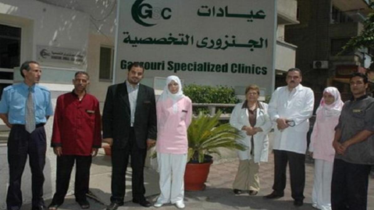 مستشفى الجنزوري التخصصي–مصر: المستشفى التاسع عربيا انشئ منذ سبعة وثلاثين عاما في قلب مدينة القاهرة وهو مكون من اربعة مباني متصلة.