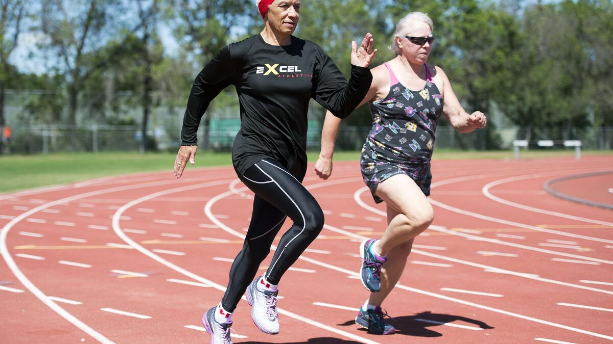 كارول لافاييت بويد(75 عامًا) ، من كندا: بداية ركضت في سباق الـ 100متر،ثم شاركت في الوثب العالي والطويل، وفازت بالميدالية الذهبية في سباقين في إيطاليا عام 2007.