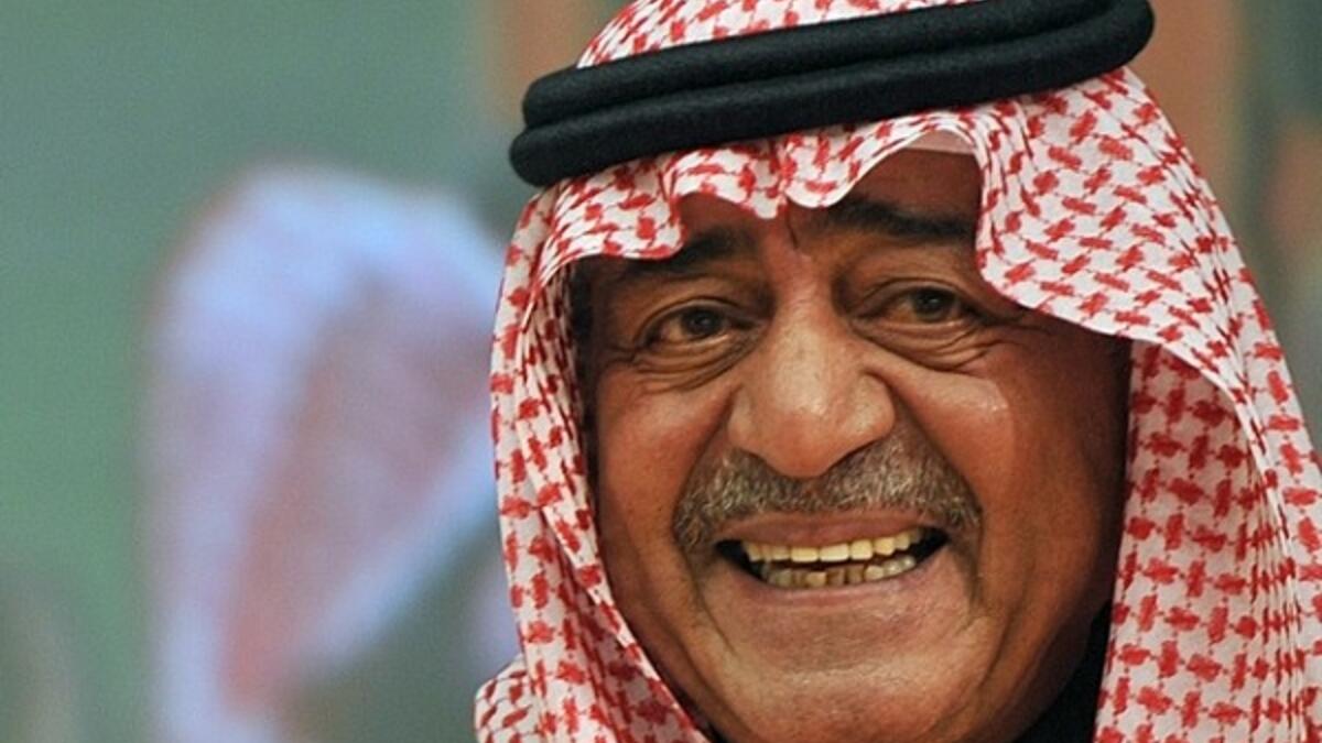 الأمير مقرن والبالغ من العمر الآن 74 سنة، وليُّ العهد الأسبق ونائب رئيس مجلس الوزراء، وهو الابن الخامس والثلاثون من أبناء الملك عبد العزيز الذكور، وأصغر أبنائه الأحياء، وليس له أخوة أشقاء.