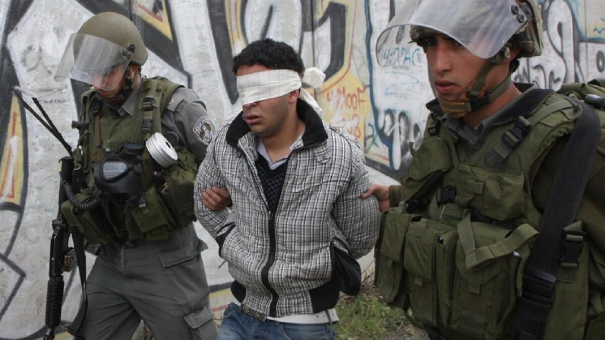 الاعتقالات: عدد عمليات الاعتقال ضد الفلسطينيين منذ عام 1967 قدرت بـ850 ألف معتقل، بينها نحو 15 ألف طفل تقل أعمارهم عن 18 عامًا، أي 20% تقريبًا من أبناء الشعب الفلسطيني دخلوا سجون الاحتلال لفترات مختلفة.