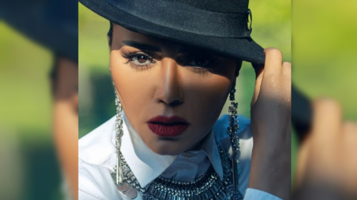 Rania did not appear wearing a swimsuit in the new photos