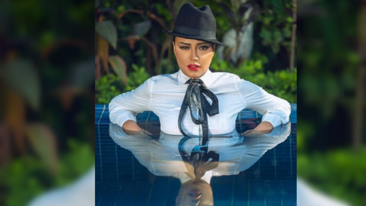 Rania did not appear wearing a swimsuit in the new photos