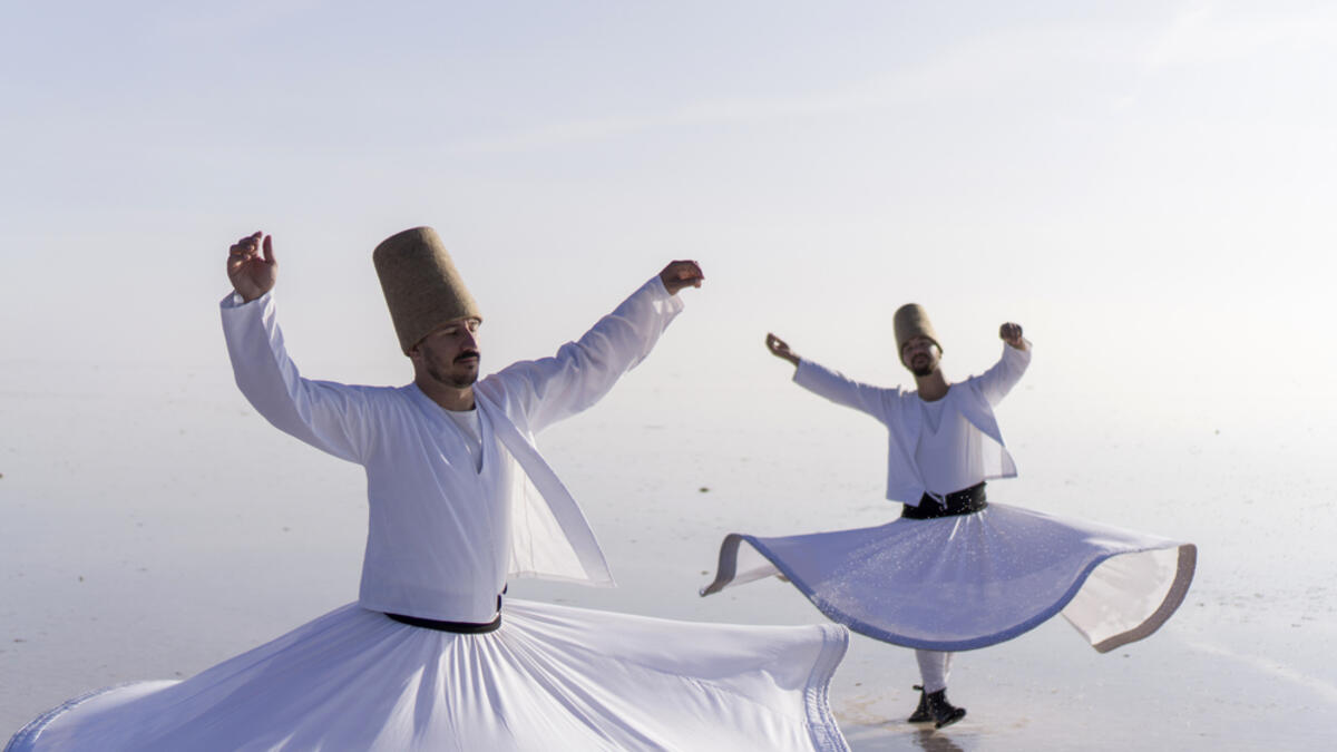 MEVLÂNA FESTIVAL (KONYA, TURKEY)
Commonly referred as the Whirling Dervish Festival, this annual event commemorates the death of 13th century saint Mevlâna, who’s more commonly known as Rumi (Shutterstock)