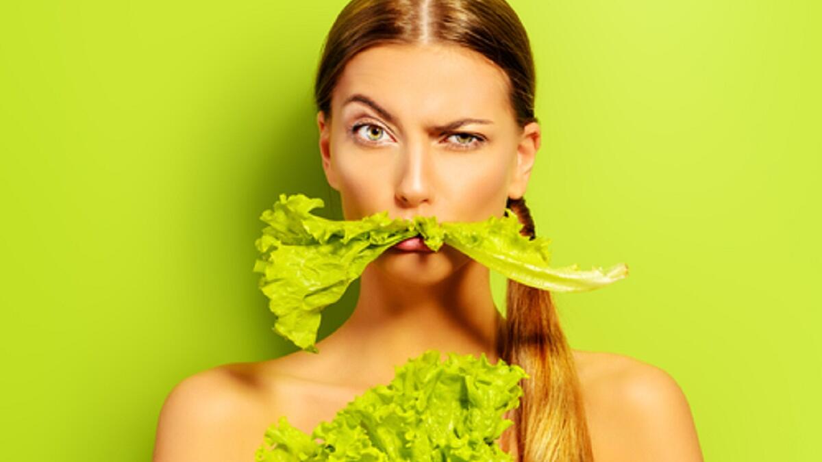 مفهوم "الحمية الغذائية": هي نمط حياة يتضمن الأكل السليم والمتوازن الذي لا ينطوي على المعاناة والتعذيب، يمكن الأكل بشكل صحيح والتمتع بالطعام وكذلك خفض الوزن.