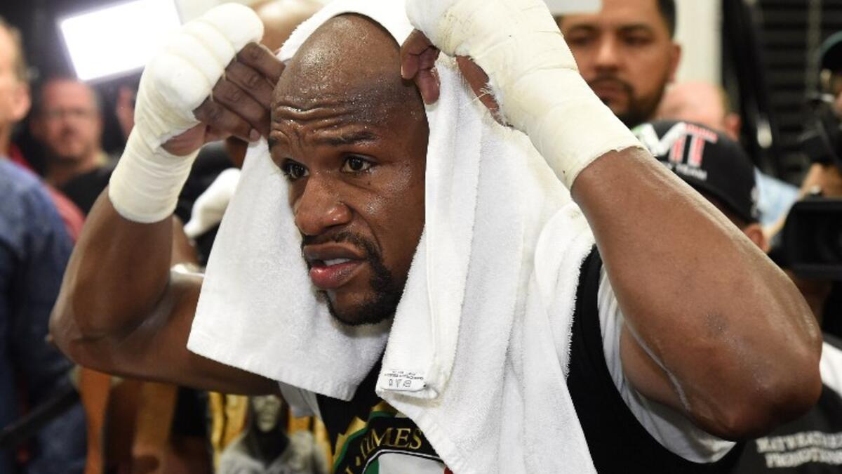 تقاضى شيكاً بقيمة 40 مليون دولار لنزاله الشهير مع المكسيكي كانيلو آلفاريز