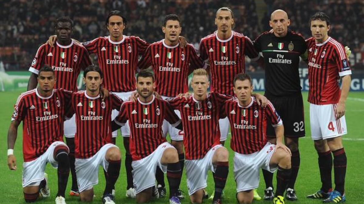 ميلان الإيطالي (سان سيرو): بمعدل 50564 متفرجاً للمباراة الواحدة.