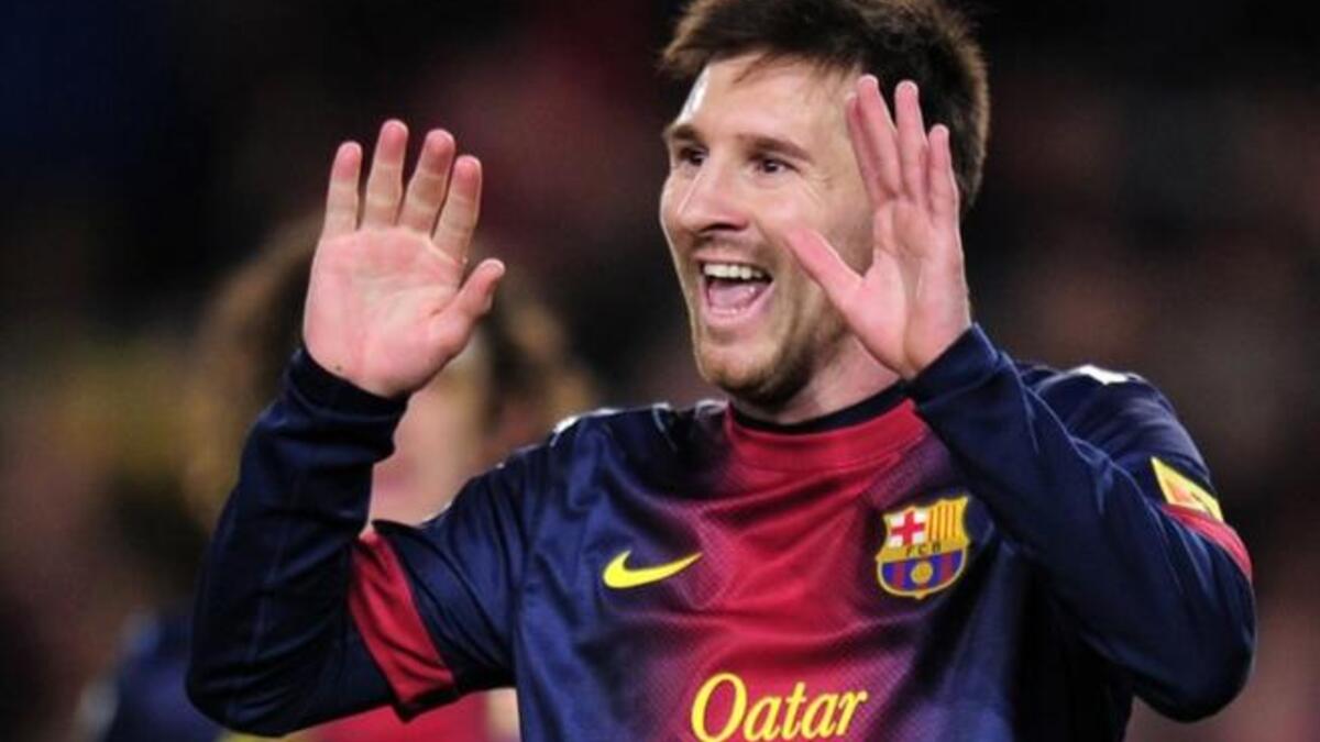 الأرجنتيني ليونيل ميسي (برشلونة) - عائدات عام 2012: 39 مليون دولار، القيمة الصافية لثروته: 140 مليون دولار.