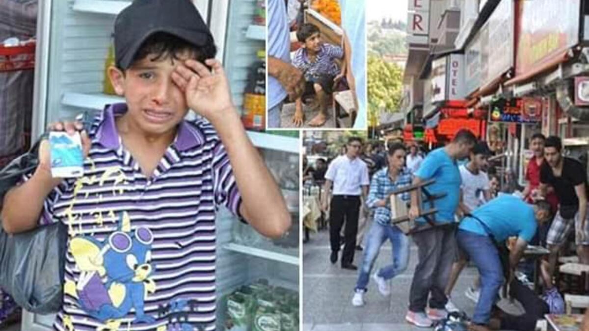 في واقعة أليمة تعرض طفل سوري في تركيا الى الضرب المبرح في الشارع لمحاولته كسب لقمة العيش ببيع المناديل عند احد المطاعم فأثار ذلك حفيظة صاحب المطعم حفاظاً على مظهر المطعم وقد أثارت الحادثة موجات عارمة من الغضب بعد تعرض الطفل للضرب على يد صاحب المطعم.