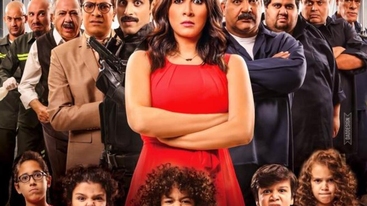 فيلم الأبلة طمطم: تدورأحداث الفيلم فى إطار كوميدى كما عودتنا النجمة ياسمين عبد العزيز، عن مدرسة موسيقى تعمل فى مدرسة خاصة اسمها “طمطم”، حيث تدخل طمطم في أحداث متوالية مع الطلاب أولياء أمورهم  في إطار كوميدي.