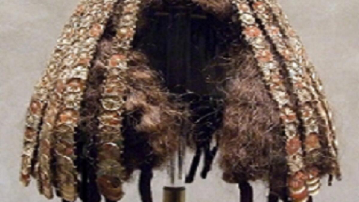 شاع استخدام الشعر المستعار «الباروكة» بين المصريين القدماء، الرجال منهم والنساء. واستخدوه باعتباره موضة، ثم شاع استخدامه لأغراض أخرى منها إخفاء الصلع. وكانت صناعته تتم باستخدام الشعر الحقيقي وكذلك ألياف النخيل.