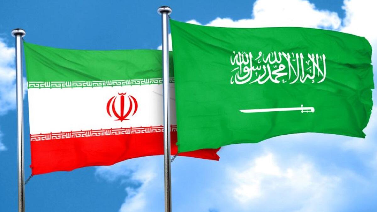 أين تتواجه السعودية وإيران؟ الحرب بالوكالة التي تضع السعودية في مواجهة إيران لا سيما في سوريا واليمن. كما يشير إلى الهجمات الإلكترونية على الوكالات الحكومية في المملكة العربية السعودية الموجهة من إيران، والتي ارتفعت حدة التوتر بينهما في أواخر عام 2016.