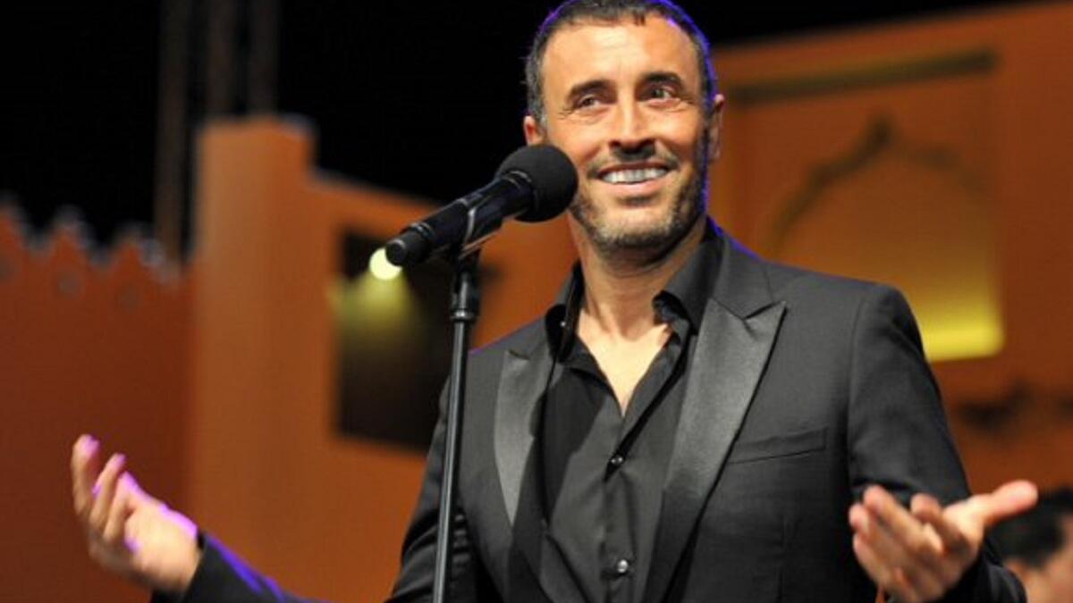 يتمتع المطرب العراقي كاظم الساهر "59 عاماً"  بلياقة بدنية عالية وأعلن في عدة مقابلات صحفية،  أنه لا يدخن ولا يتناول المنبهات، كالقهوة والمشروبات الغازية والكحول