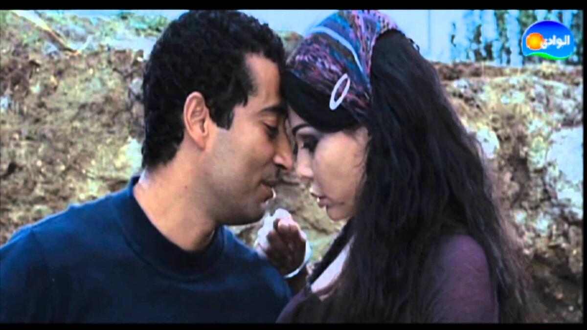 قبلة هيفا وهبي في فيلمها الأول “دكان شحادة” مع الفنان عمرو سعد. وقالت هيفاء أنّ مشهد القبلة سبّب لها مشكلة مع زوجها.