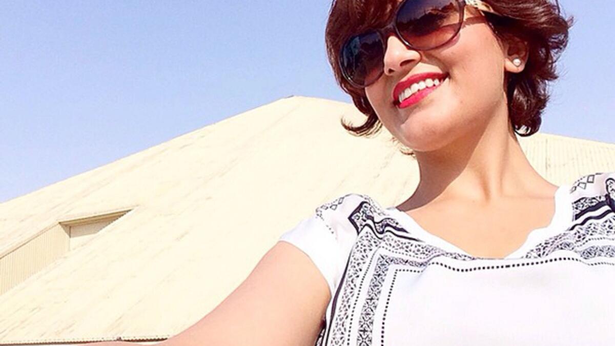 تصدرت لجين الهذلول عناوين الأخبار عندما تم اعتقالها بسبب تحديها لقرار السلطات السعودية بمنع النساء من قيادة السيارات، عندما حاولت قيادة سيارتها من دولة الإمارات العربية المتحدة إلى داخل الأراضي السعودية. للجين عدد متابعين هائل على منصات التواصل الاجتماعي.