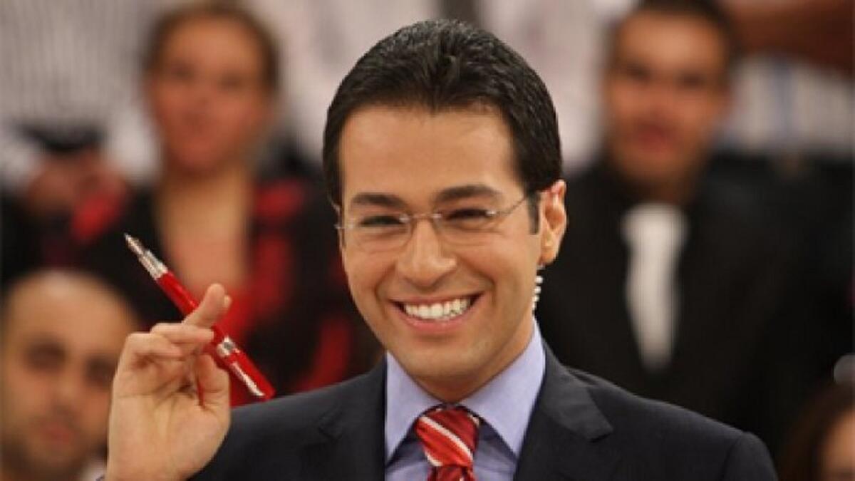 مالك مكتبي إعلامي لبناني ولد في بيروت وتخصص في إدارة الأعمال،ودخل حقل التلفزيون من خلال تجربته الاعدادية في برنامج«كلام الناس»على شاشة LBC بدأ بتقديم برنامجه المثير للجدل أحمر بالخط العريض الذي ناقش مواضيع حساسة لم تطرح من قبل في العالم العربي.