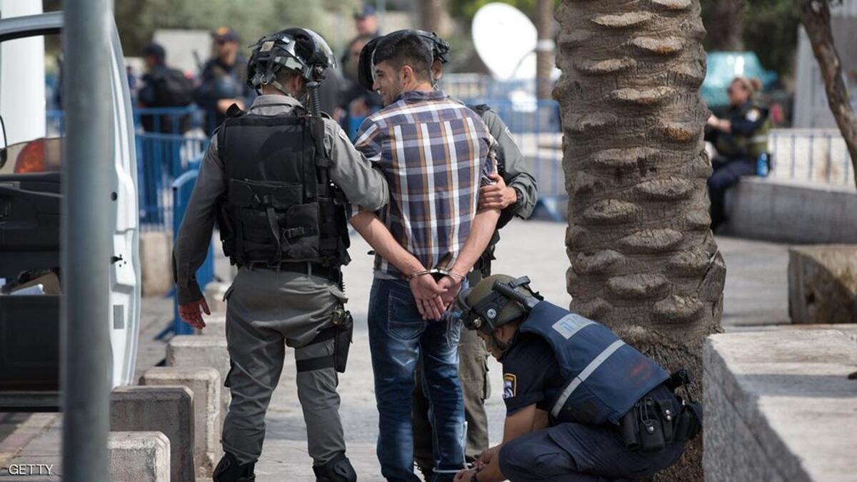 الابتسامة هي سلاح الفلسطنيين الذي لا يمكن ان يتم مصادرته منهم او حرمانهم منه.