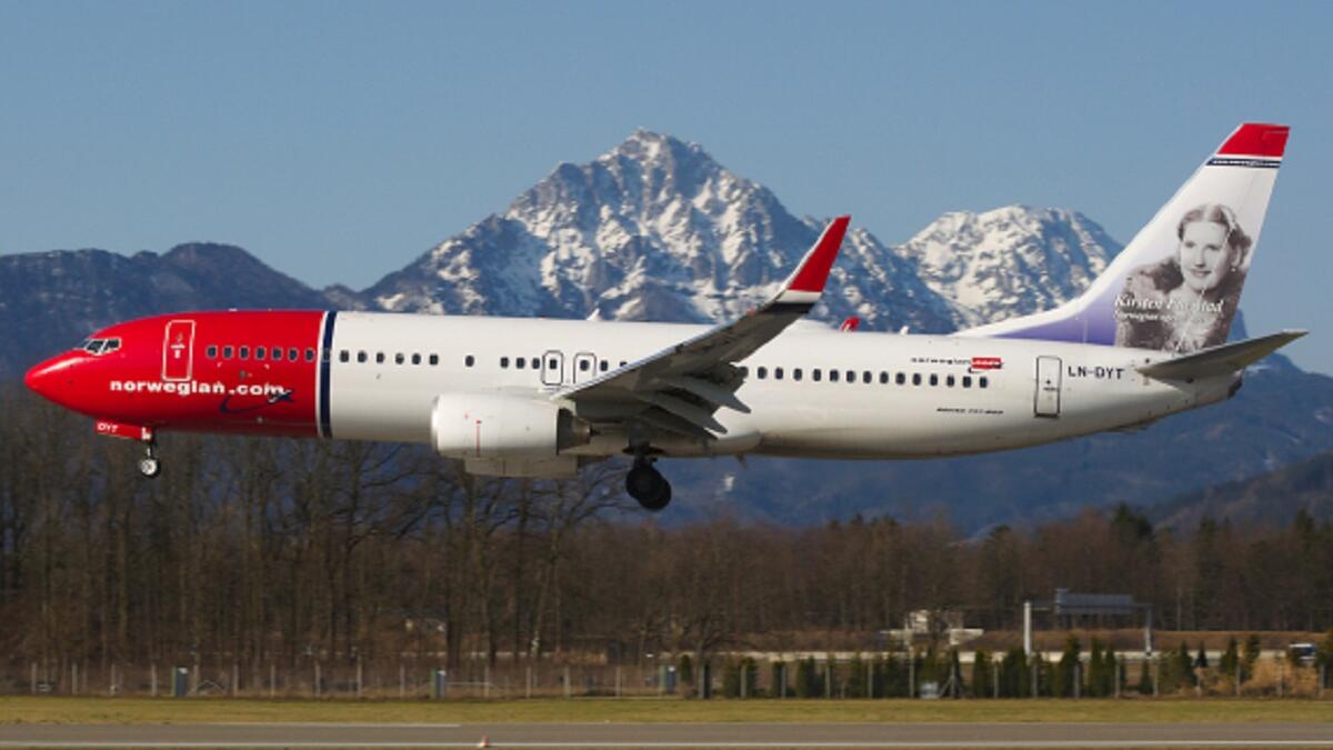 المختطف الذي استسلم مقابل البيرة: في 21يونيو 1985 اختطف رجل يحمل مسدساً طائرة على متنها 116 راكباً خلال رحلة محلية في النرويج المختطف الذي كان يتناول الكحوليات خلال العملية بأكملها قام بتسليم مسدسه إلى السلطات بعد ساعةٍ واحدةٍ مقابل الحصول على المزيد من البيرة