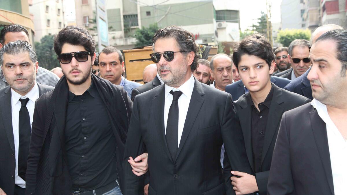 المطرب اللبناني راغب علامة وهو أبرز المتألمين لفراغ ذويهم، حيث بدأ الامر بوفاة والدته الحاجة وفيقة عن عمر يناهز 78 عاما إثر تعرضها لأزمة قلبية، ليلحق بها والده الحاج صبحي علامة، بعد وفاتها بشهر واحد، وهو ما جعل راغب يعيش حالة نفسية سيئة.