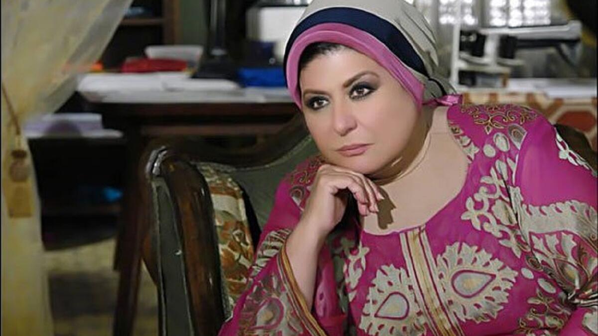 سهير رمزي بعد مسيرة حافلة في عالم السينما بدأت منذ عام 1956، اعتزلت سهير رمزي التمثيل بعد فيلميها "تحقيق مع مواطنة" و"أقوى الرجال" في عام 1993 وارتدت الحجاب، ثم قررت العودة إلى الفن في مسلسل "حبيب الروح" في عام 2006.