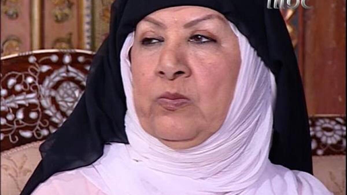 هدى شعراوي "ام زكي": داية الحارة ومن اهم النساء الشخصيات المؤثرات في العمل.