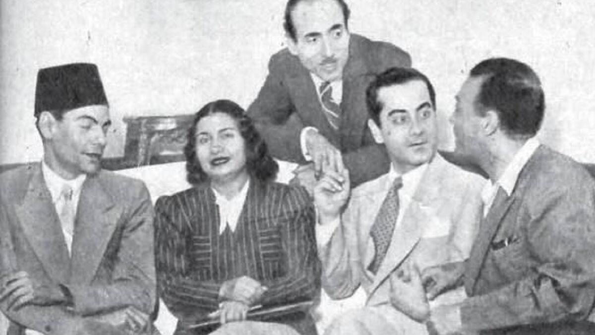 الحب الأول: أحبت أم كلثوم الدكتور أحمد صبري التجريدي الذي كان يعمل طبيبًا للأسنان في بلدته طنطا، وكان أيضًا من هواة الموسيقى وتلحين الأغاني وكانت موسيقاه تتميز بالموهبة والأصالة.