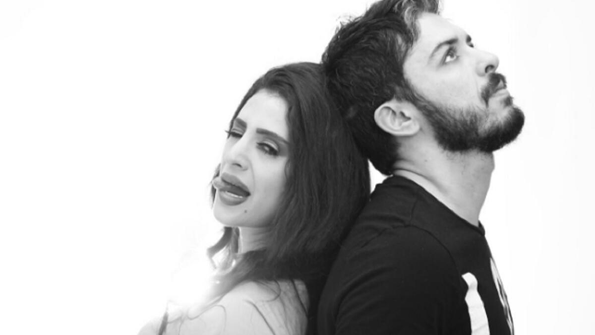 وفاء قمر وهيثم محمد: 
وفي مفاجأة جديدة، أعلن الثنائي الفنانة الشابة وفاء قمر، والفنان هيثم محمد، خبر ارتباطهما بعد قصة حب بينهما منذ دراستهما في المعهد العالي للفنون المسرحية، وتكللت في النهاية بالزواج.