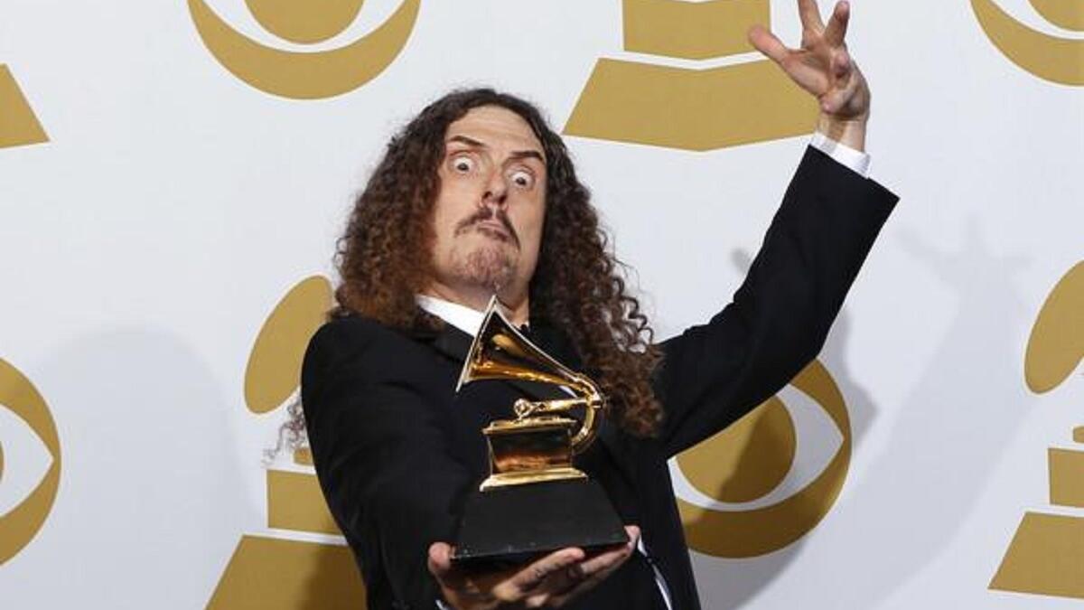 ستارفنغ ويزيل: (حيوان ابن عرس الجائع) تشير الوثائق المسربة إلى أن المسؤولين عن تصميم تلك الأدوات يحبون أن يطلقوا عليها أسماء، حتى قبل الانتهاء من تصميمها، وجاء ذكر "ستارفينغ ويزيل" في أغنية مدتها 11 دقيقة للمغني الأمريكي ويرد أل يانكوفيتش.