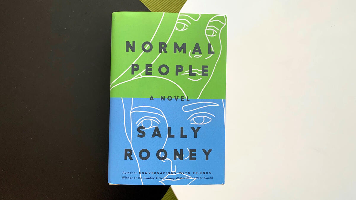 الكتاب التاسع: «Normal People – أشخاص عاديون» من تأليف «Sally Rooney – سالي روني».